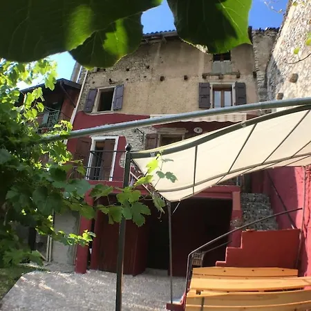 Casa Castelletto Vakantiehuis Brenzone sul Garda
